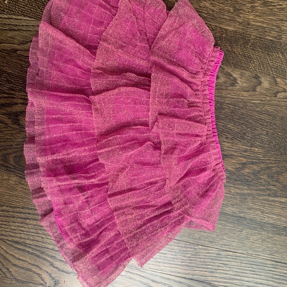 Hanna Andersson Other - Hanna Andersson Girls Tiered Skirt Metallic Pink/Gold size 4 excellent condition